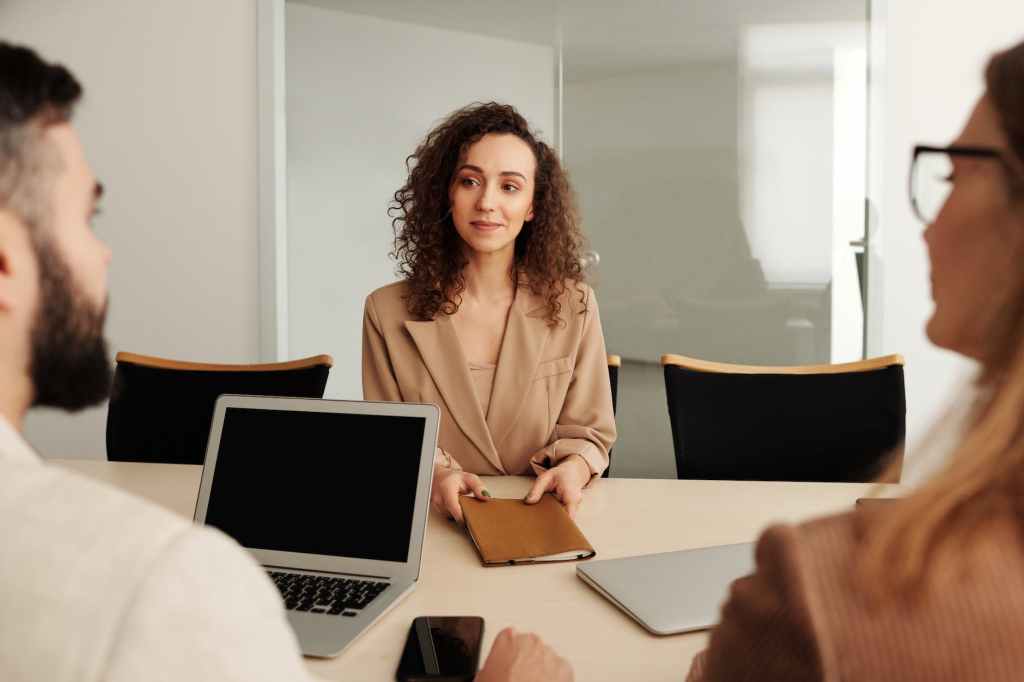 Tips Membangun Profil LinkedIn