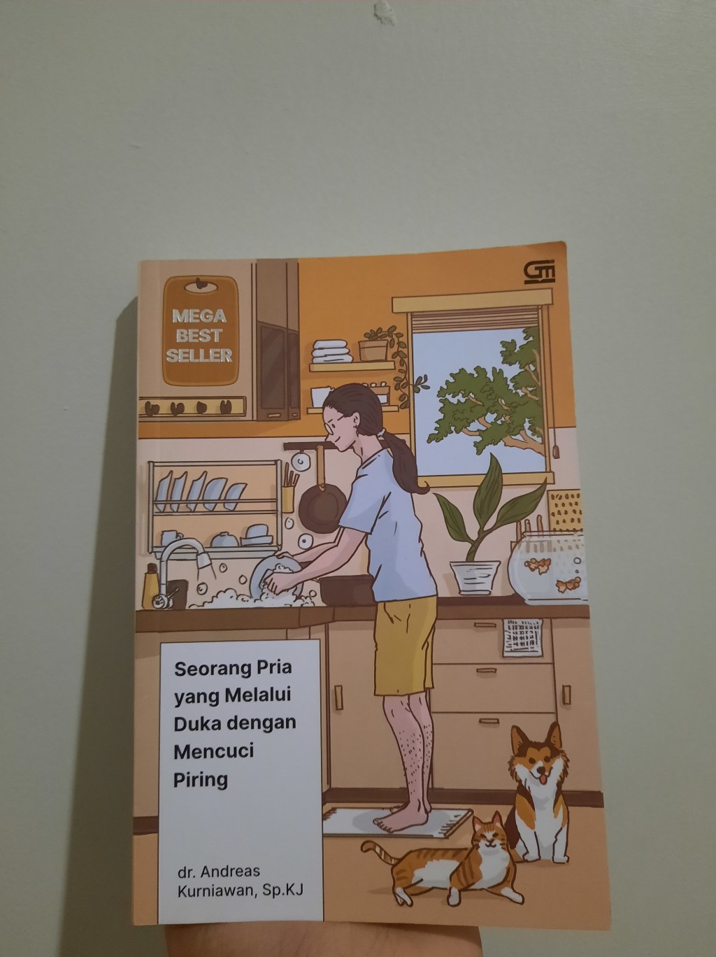 Review Buku: Seorang Pria yang Melalui Duka dengan Mencuci&nbsp;Piring